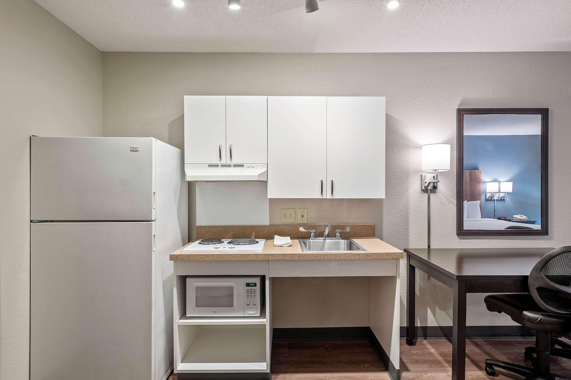 Extended Stay America Select Suites - Dallas - Lewisville Exterior photo